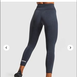 Gymshark Womens

STUDIO LEGGINGS